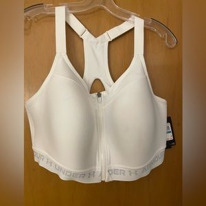 BNWT Under armour sports bra